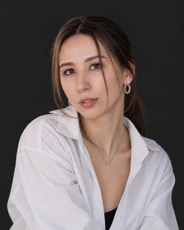 Лиза Ким